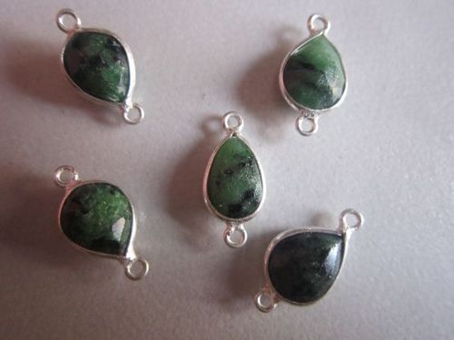 पीयर कट रूबी