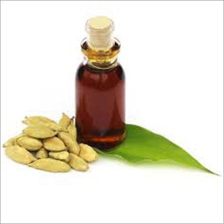 Cardamom Oil - 100% Pure and Natural Dark Brown Liquid | Steam Distilled, Spicy Sweet Odour, Unisex, All Ages, 2-Year Shelf Life