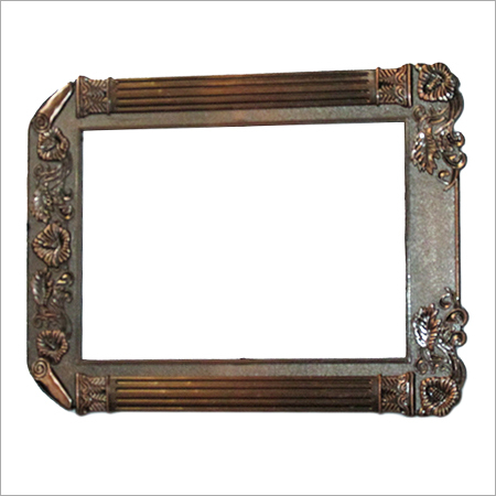 लकड़ी का डिज़ाइनर फ़्रेम