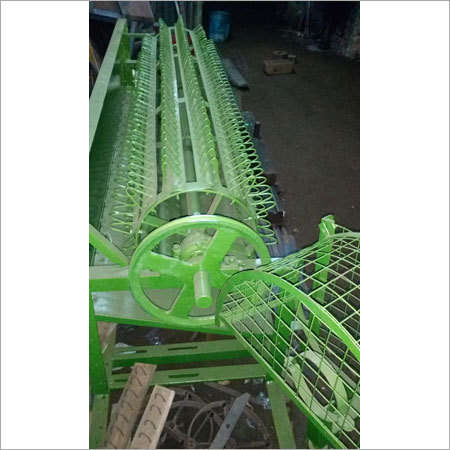 Power Operated Paddy Thresher Machine