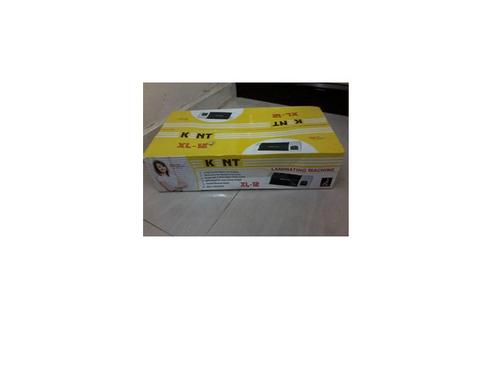 Kent Laminating Machine XL12 एक उच्च गुणवत्ता वाली लेमिनेटिंग मशीन है जो आपके दस्तावेज़ों को संरक्षित और पेशेवर रूप से प्रबंधित करने के लिए आदर्श है। यह उपयोग में सरल है और तेजी से लमिनेटिंग प्रदान करती है, जिससे आपके प्रोजेक्ट्स समय पर पूरे होते हैं।