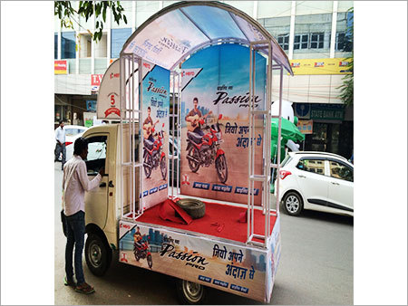 वैन ब्रांडिंग सेवाएँ