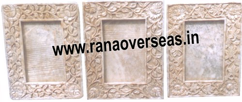 White Photoframe (4)