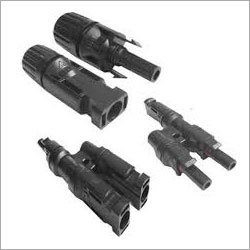 एमसी4 कनेक्टर्स