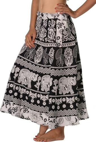 प्रिंटेड कॉटन स्कर्ट