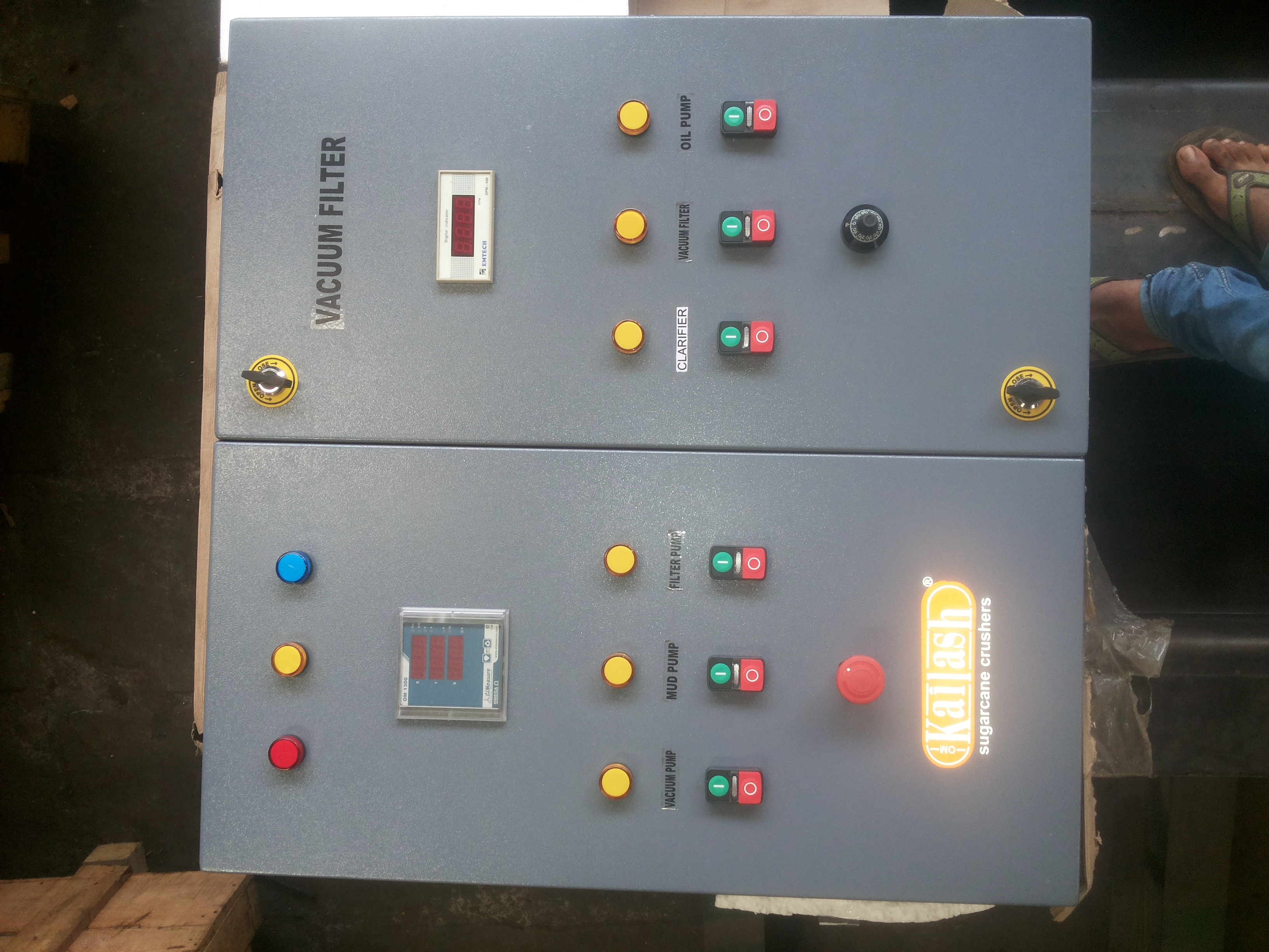 Electrical Panel Board - Durable Steel | Compact Design, Energy-efficient Performance