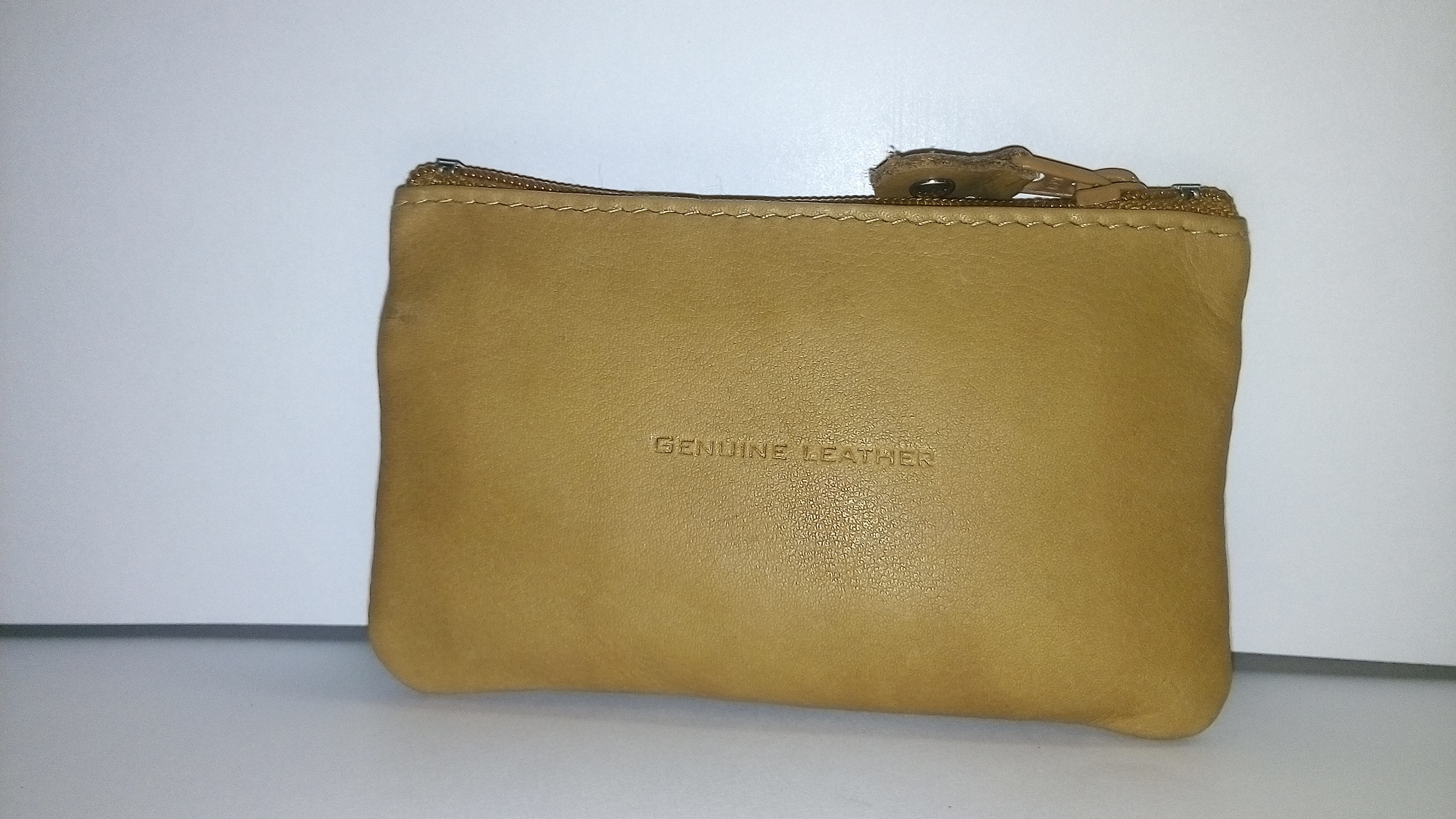 Key Holder - Leather, 11.5x6.5 Cm, Tan | Convenient Carry, Zipper Fastener, Durable Material, Includes Keychain And Secure Storage