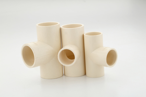 CPVC Reducer TEE - CPVC Material, Varied Sizes, Beige Color | Socket Connection, Standard Length, ASTM D2846 Compliance, 100 PSI Working Pressure, Up to 93°C (200°F) Working Temperature, 1-Year Warranty