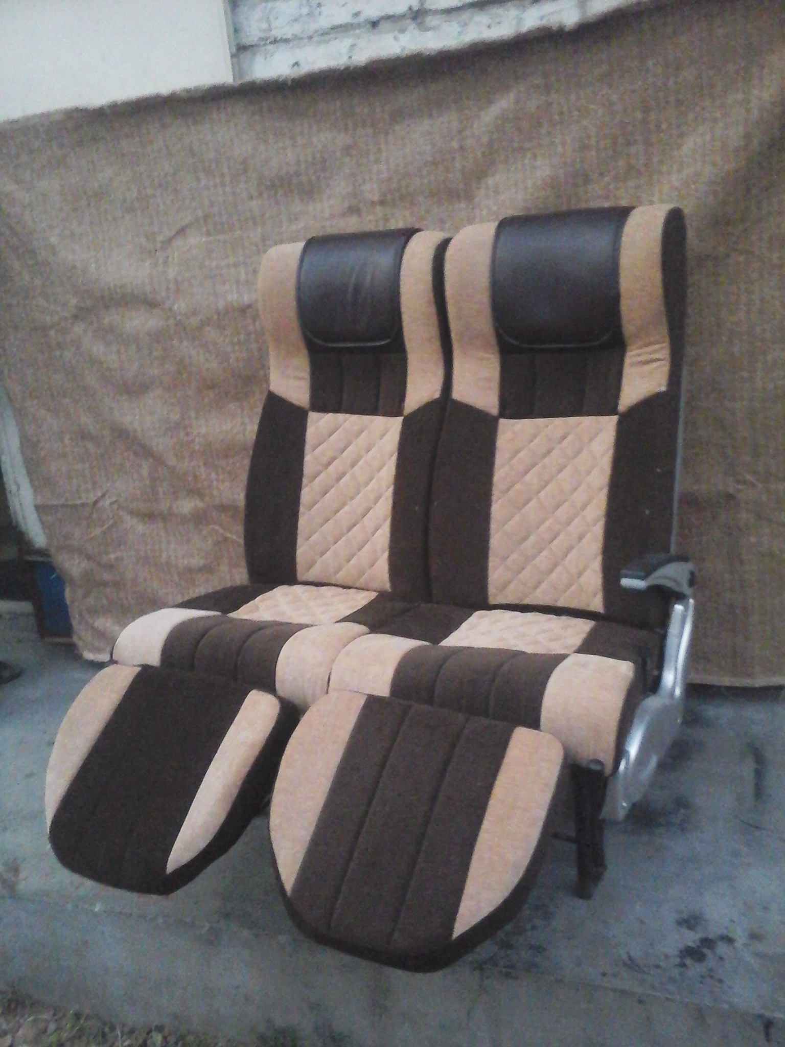 Semi Sleeper Seats