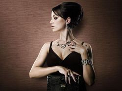 दीवार का कवर