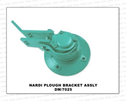 Nardi प्लाउ ब्रैकेट असेंबली।