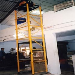 केज लिफ्ट