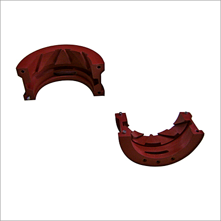 साइक्लॉप्स बुश के लिए मोल्ड्स