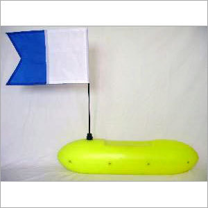 कठोर तैरने वाला