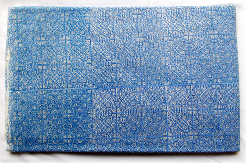 जियोमेट्रिक पैटर्न कॉटन फैब्रिक