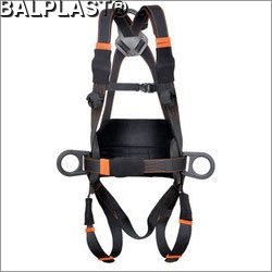 सुरक्षा बेल्ट्स