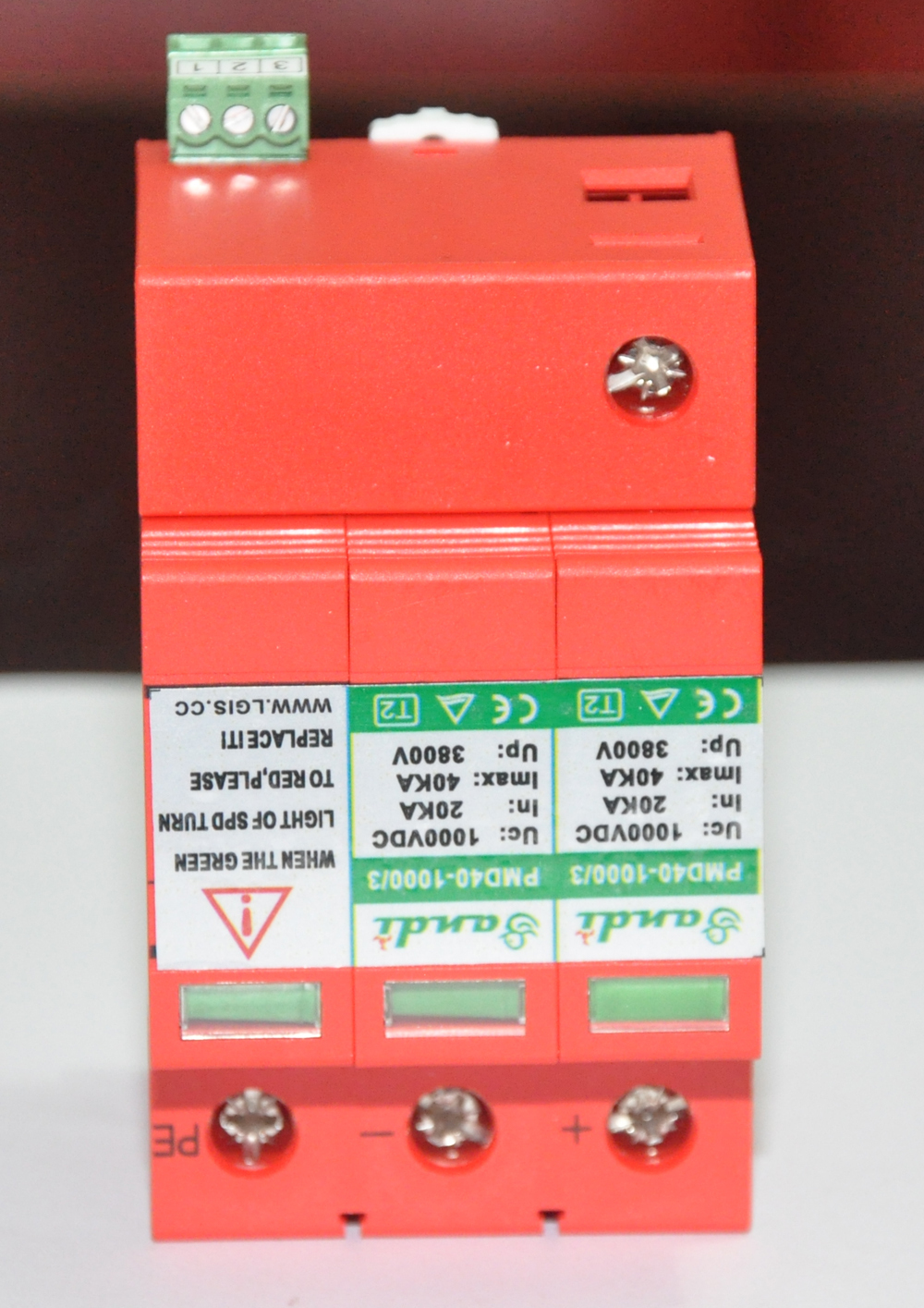 Pv System Dc1000v-40ka Surge Protective Device Spd Input: Maximum 1000vdc