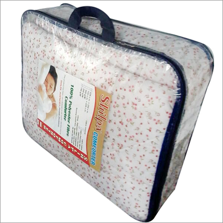 फैंसी पॉलिएस्टर फाइबर कम्फर्टर्स