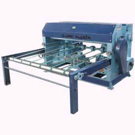 Reel To Sheet Cutting Machine - Color: Blue