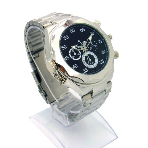 जासूस नवीनतम घड़ी कैमरा