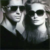 डिजाइनर चश्मे का फ्रेम