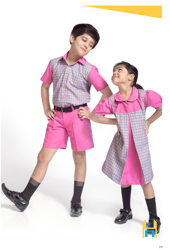 स्कूल की पोशाक