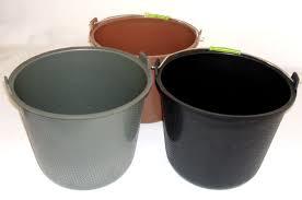 निर्माण बाल्टी