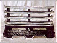 पीतल की आग के सामने