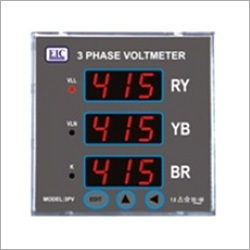 डिजिटल वोल्टमीटर