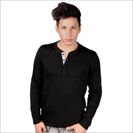 टी शर्ट्स