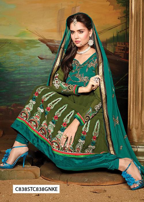 सेमी स्टिच्ड सूट