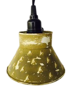 प्राचीन उभरे हुए लैंप।