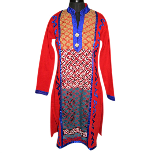 महिलाओं की कुर्ती