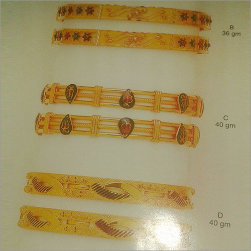 हैंडमेड गोल्ड ज्वेलरी