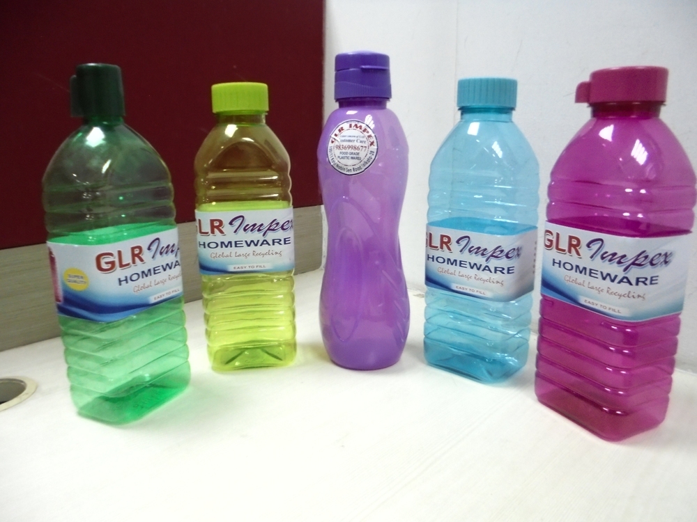 फैंसी पालतू बोतल