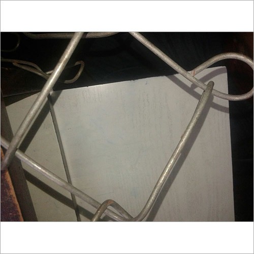 Chain Link Mesh - Stainless Steel & Galvanized Iron, 1-6 Inch Size, 0.6-3 Meter Height, Weather Resistant and Easy to Fit