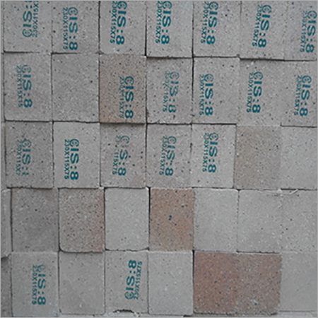Fire Bricks - Alumina Material, 9x4.5x3 Inches | Buff Yellow Color, Water Proof, High-Temperature Resistance 1200°C to 1400°C