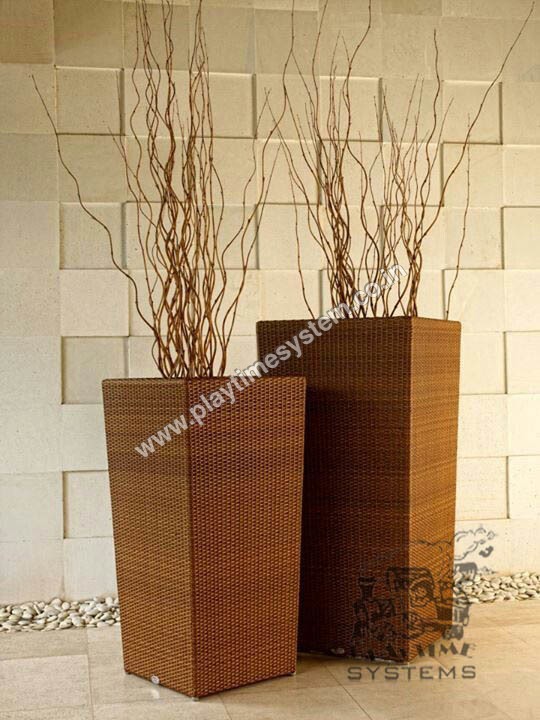 एफआरपी वुडन प्लांटर