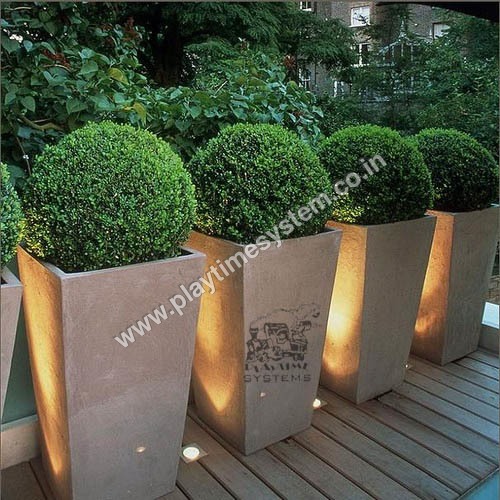 एफआरपी प्लांटर