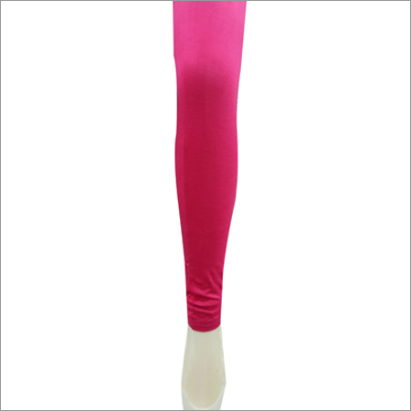 चूड़ीदार स्ट्रेचेबल लेगिंग्स