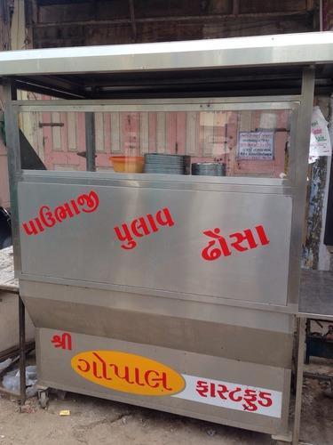 Dark Gray Preparing Food Counter