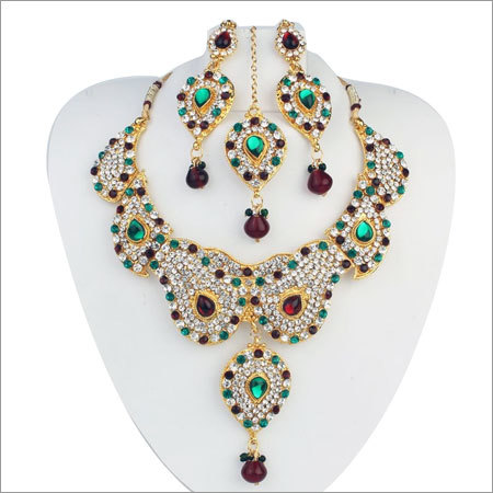 जेम स्टोन ज्वेलरी