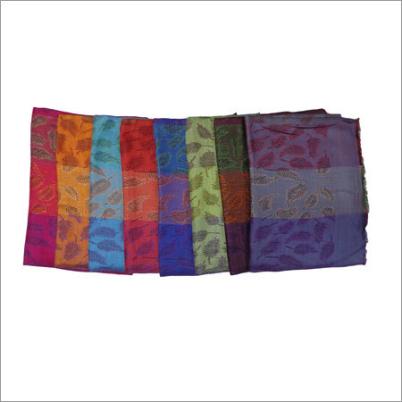 महिलाओं के विस्कोज़ स्कार्फ