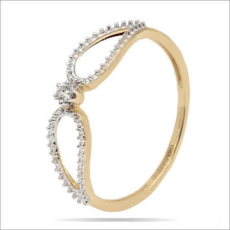 लुभावना हीरे की अंगूठी