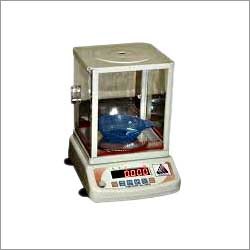 प्रयोगशाला तराजू