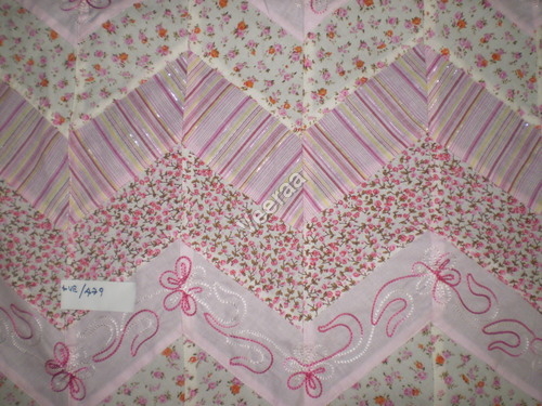 ज़िग-ज़ैग पैचवर्क फ़ैब्रिक