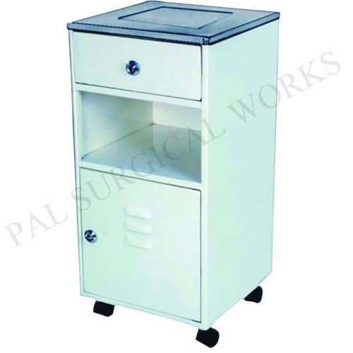 Bed Side Lockers, Deluxe