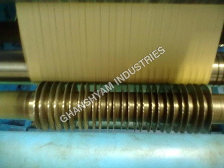 क्रेप पेपर स्लिटिंग मशीन