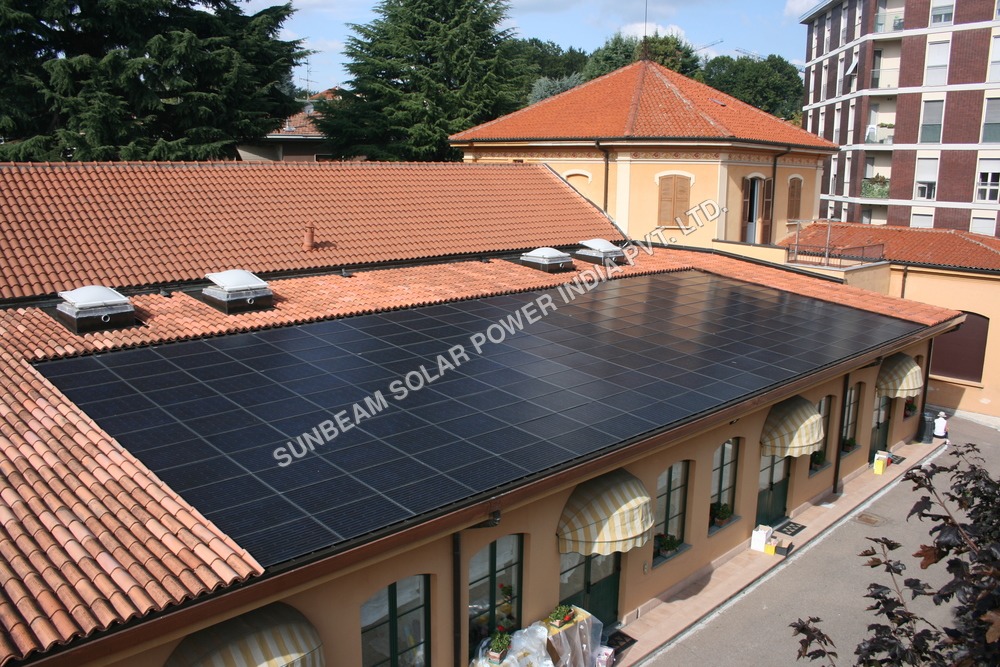 वाणिज्यिक सौर रूफटॉप सिस्टम