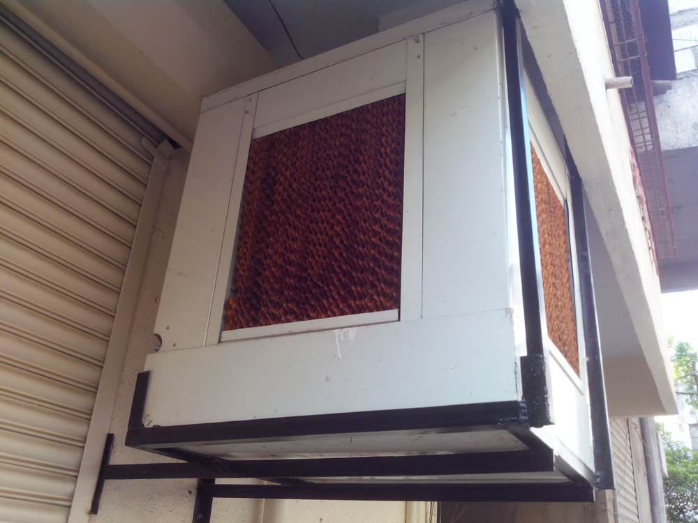 वॉल माउंटेड एयर कूलर